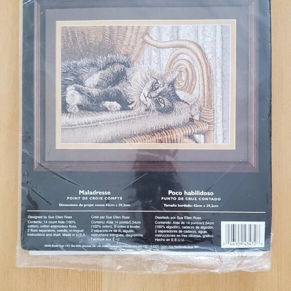 Bucilla All Thumbs Counted Cross Stitch Kit Tabby Cat Sue Ellen Ross 16.5 x 11.5 - Picture 3 of 6